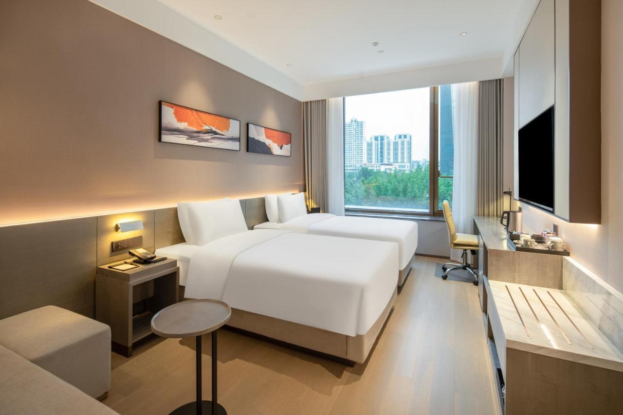 Hyatt Place Linyi People Square エクステリア 写真